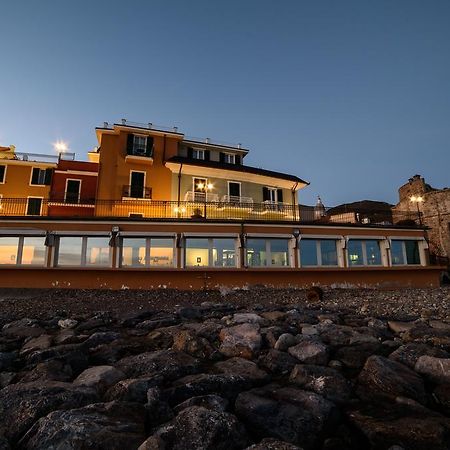 Hotel Savoia Alassio Esterno foto