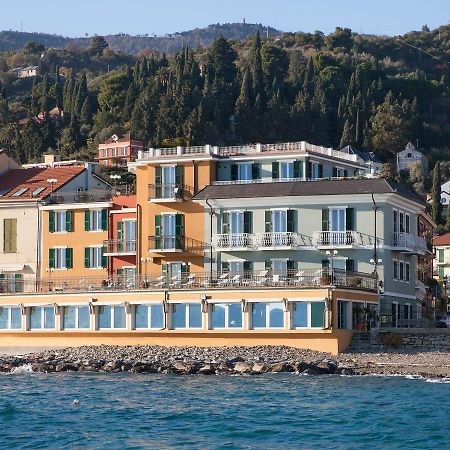 Hotel Savoia Alassio Esterno foto