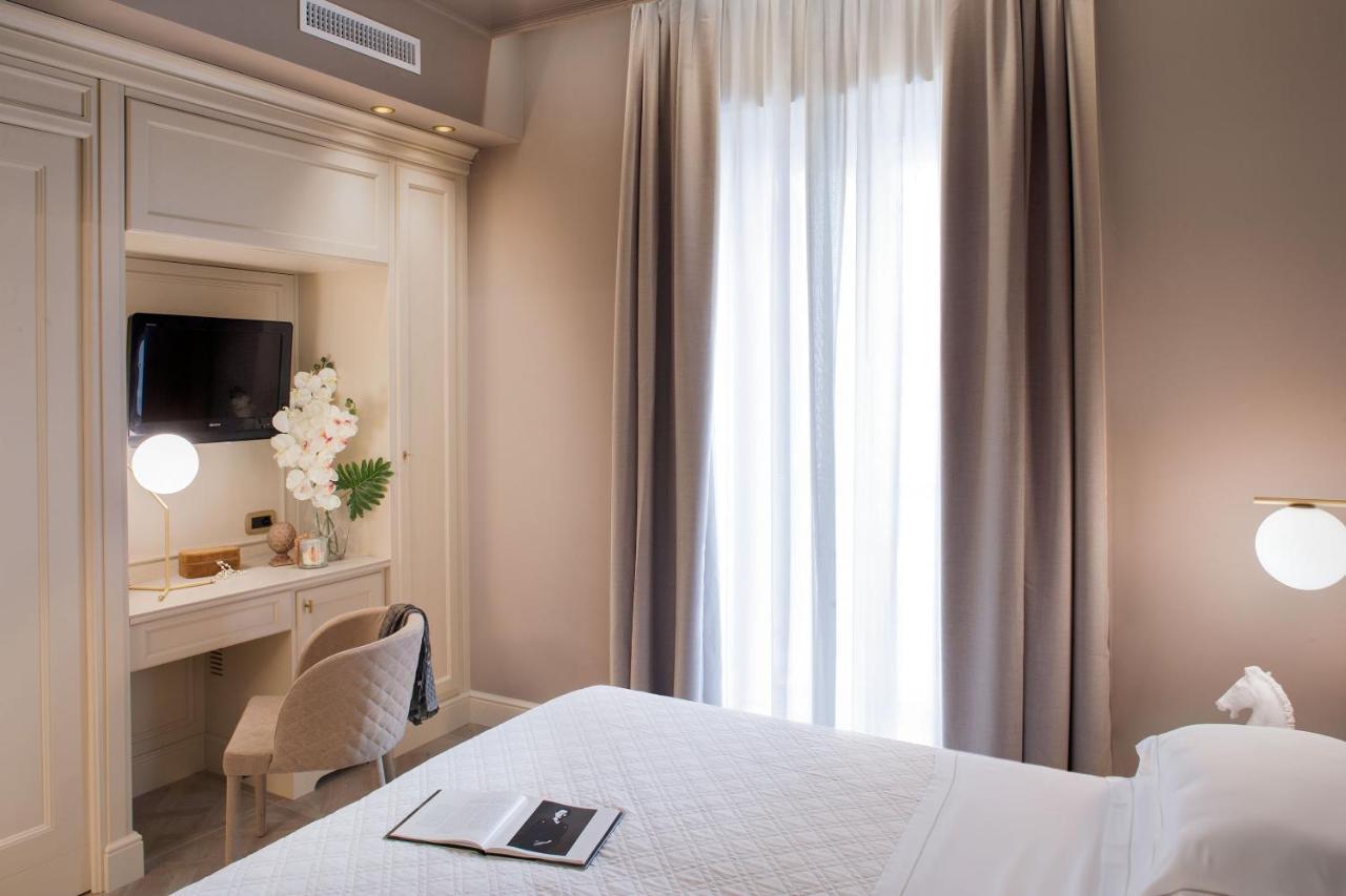 Hotel Savoia Alassio Esterno foto