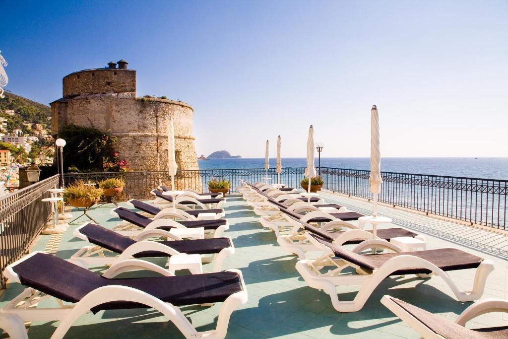 Hotel Savoia Alassio Esterno foto